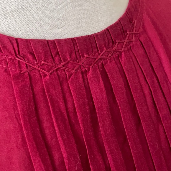 Gap Crimson Pink Sleeveless Top, Size M - Picture 6 of 15